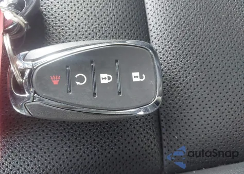 2025 Chevrolet Trax Fwd 2Rs z USA, uszkodzony, nr VIN KL77LJEP2SC093894